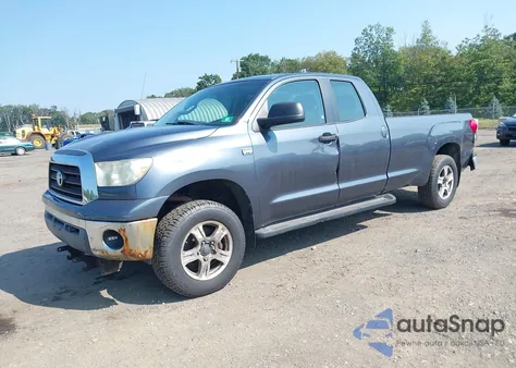 2008 Toyota Tundra Base 4.7L V8 z USA, uszkodzony, nr VIN 5TFCT54168X002276